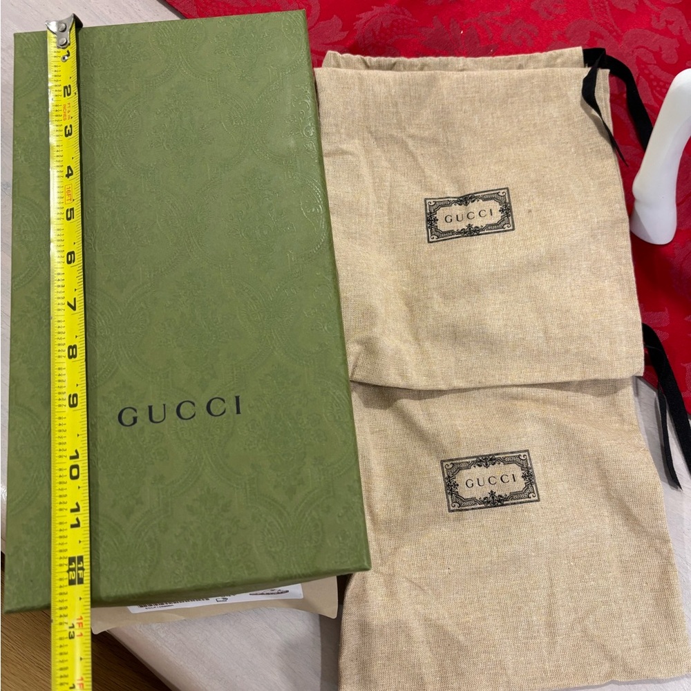 Gucci shoe box with dust Bags